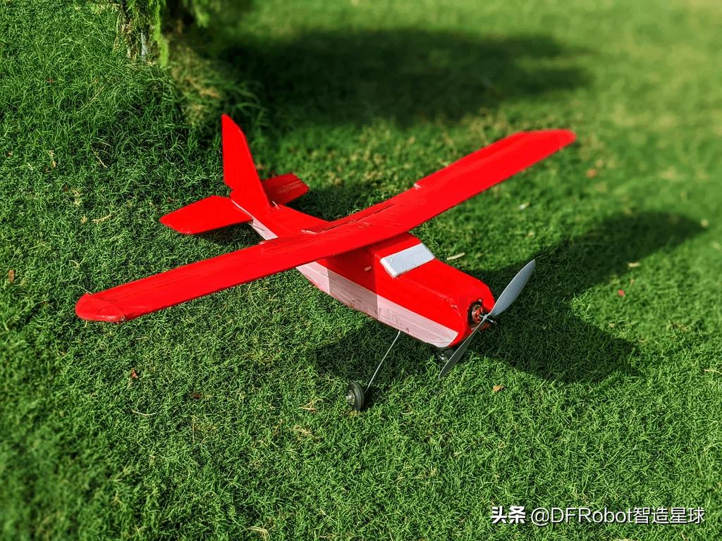 自制一架DHC-2海狸遥控飞机