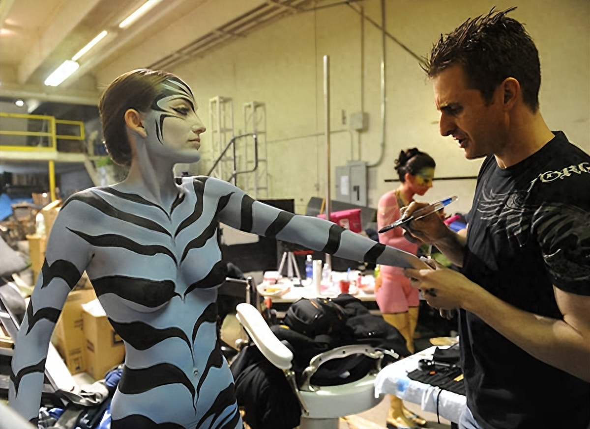 “最红裸模”*筱雨张**：22岁时拍写真火爆全网，如今将近40岁仍单身