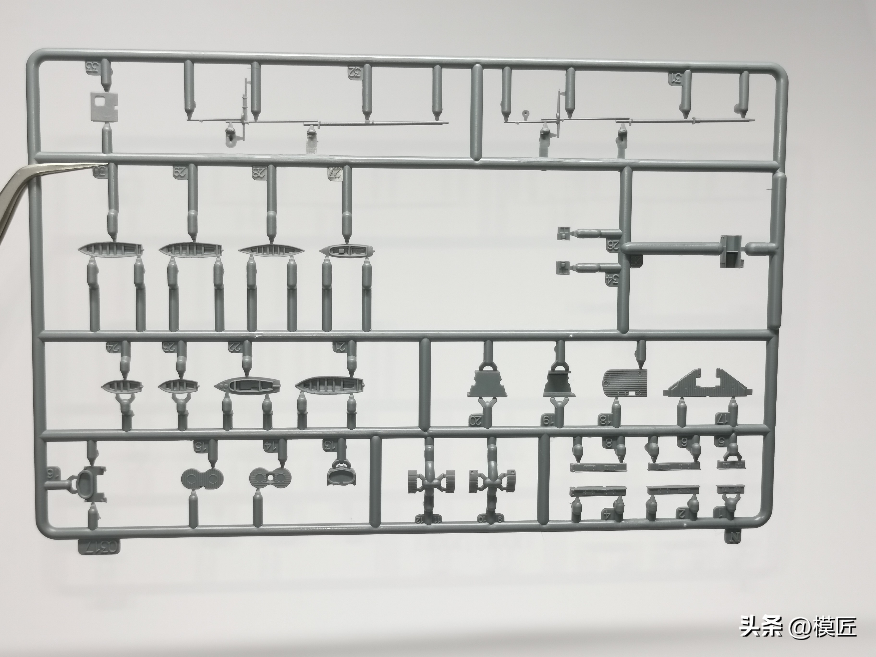 鹰翔1:700战列舰,一战德国埃姆登号轻巡洋舰