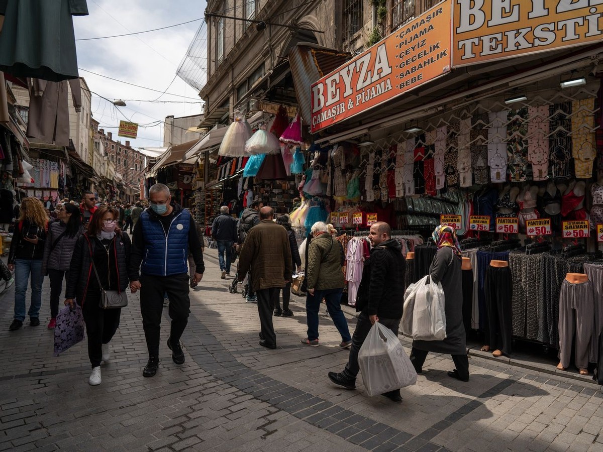 土耳其拦截油轮到底是怎么回事,俄罗斯油轮被堵了吗