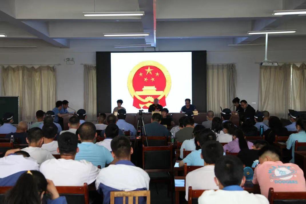 健康人生绿色无毒禁毒月活动简报,乌鲁木齐公安禁毒宣传视频