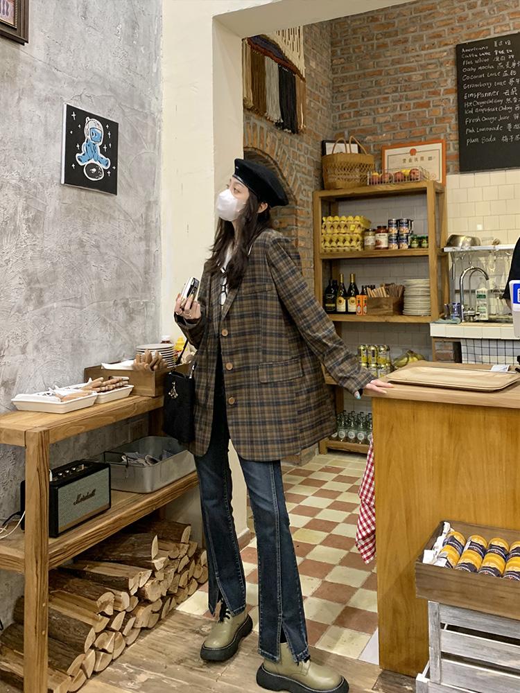 收腿小脚裤,开叉小脚裤