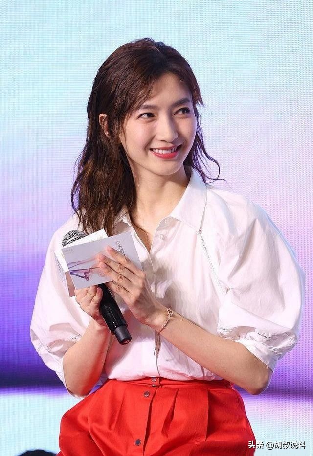 王传君说江疏影平庸解释,江疏影和王传君的关系