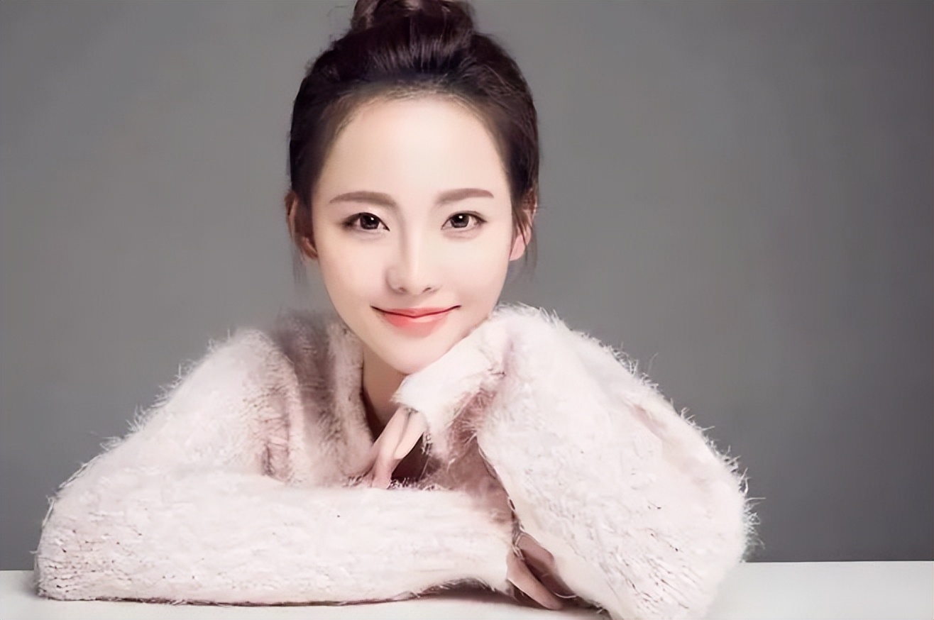 张嘉倪买超离婚事件时间,张嘉倪疑似回应买超出轨