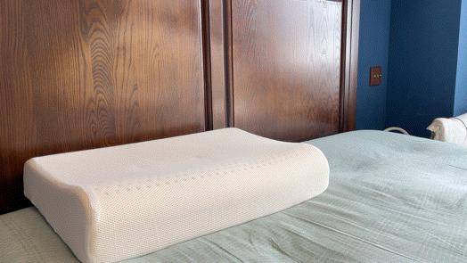 怎么选购一个适合自己的枕头,双人舒适枕头怎么选购技巧