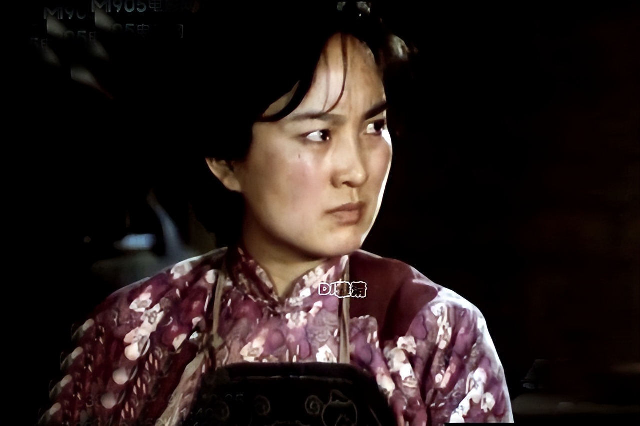 刘晓庆年轻最美照片,八十年代家喻户晓的大美女刘晓庆