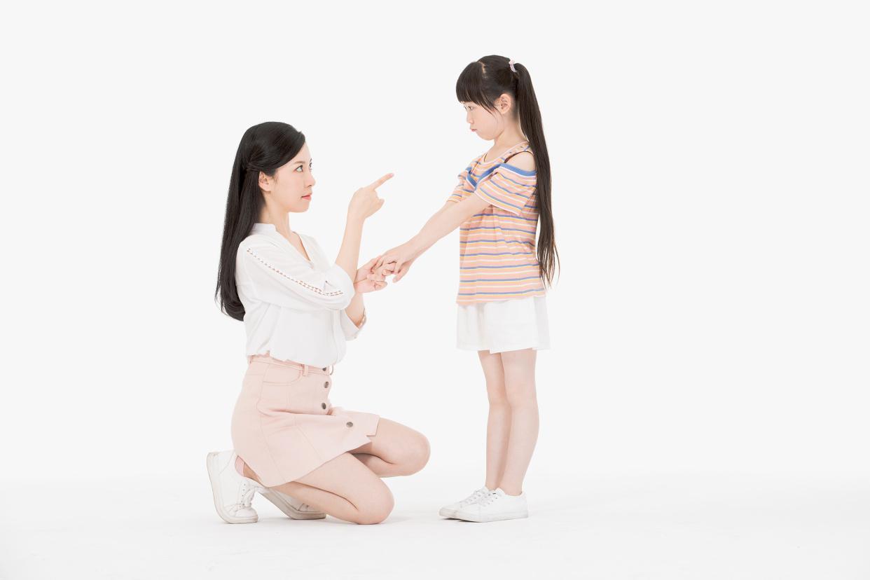 孩子情商低该怎么教育,父母的低情商教育足以毁掉孩子