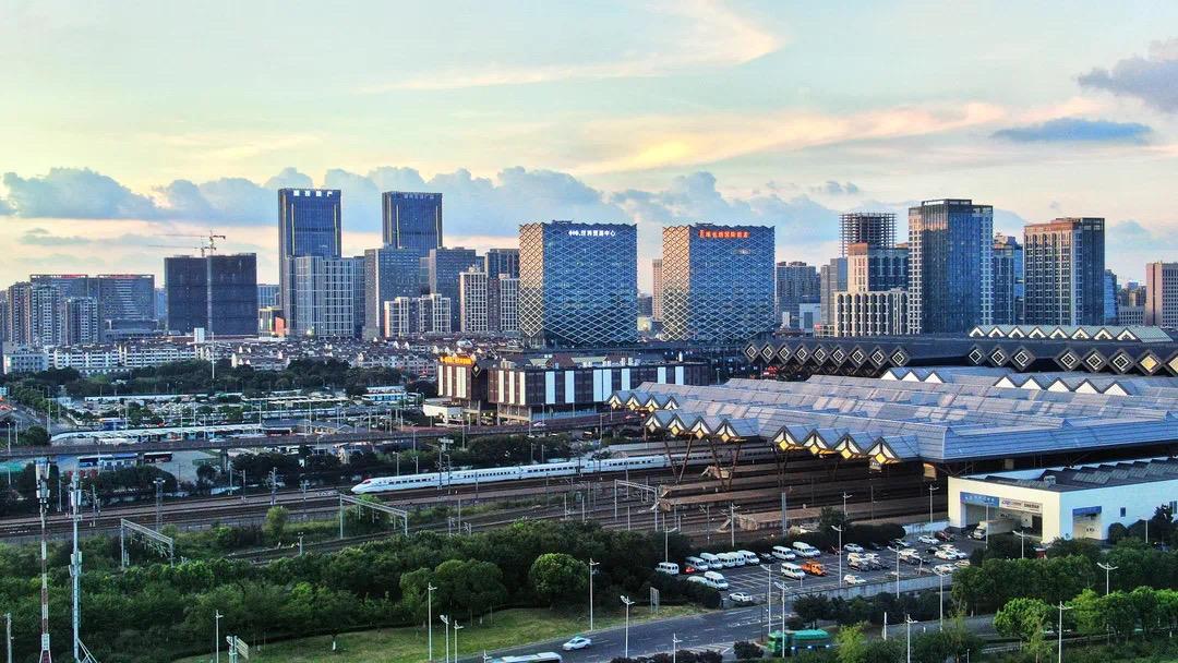 苏州平江新城未来发展潜力,苏州平江新城与平江新城对比