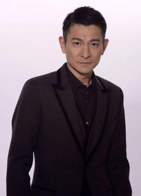 历年娱乐圈重大事件,张艺谋于和伟刘德华