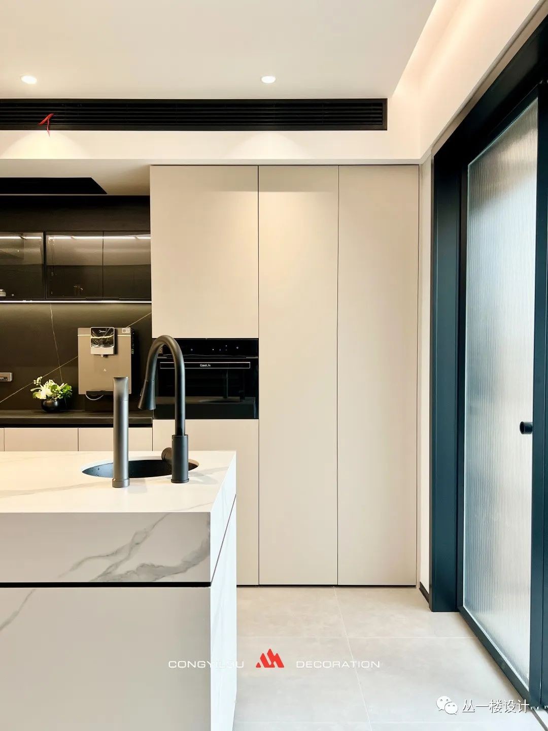 适合年轻人的一楼现代简约带院,一楼带院子现代简约风