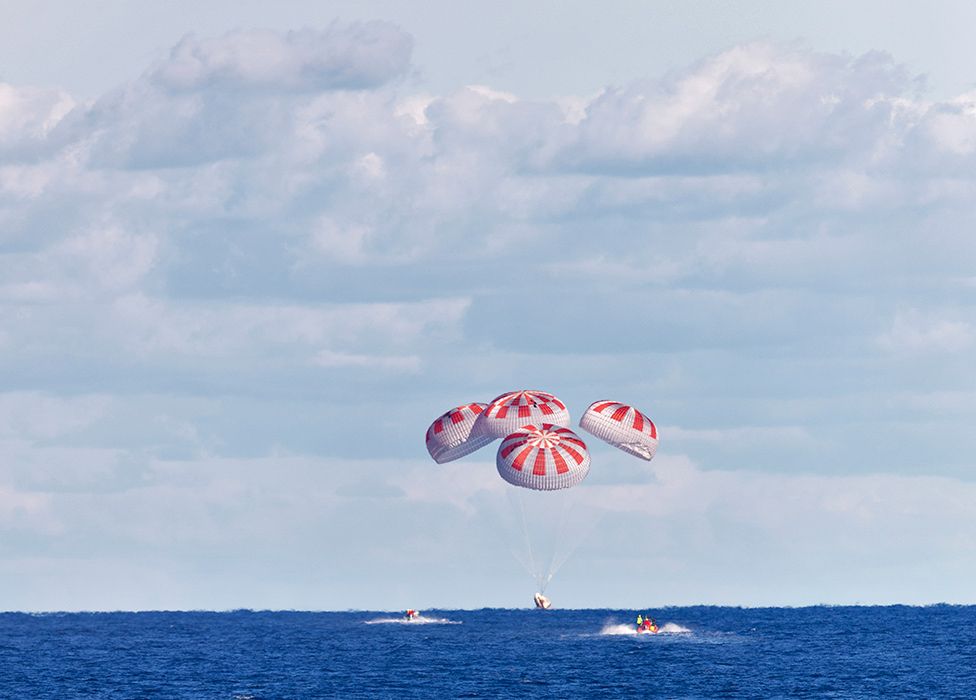 前苏联航天飞机降落,航天器返回舱返回后如何处置