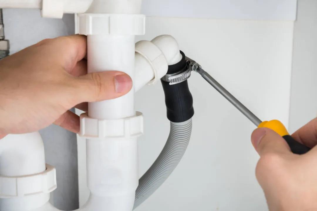 绗竴鏈嶅姟鍋滅墝鍘熷洜,绗竴鏈嶅姟铻嶅垱