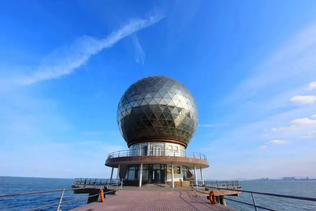 烟台莱山区和开发区哪个适合居住,烟台莱山区哪个小区最适合居住