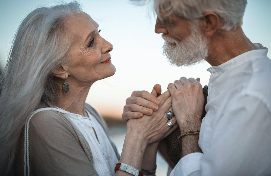 60岁还想过夫妻生活，可以吃他达拉非吗？怎样能保证效果和安全？