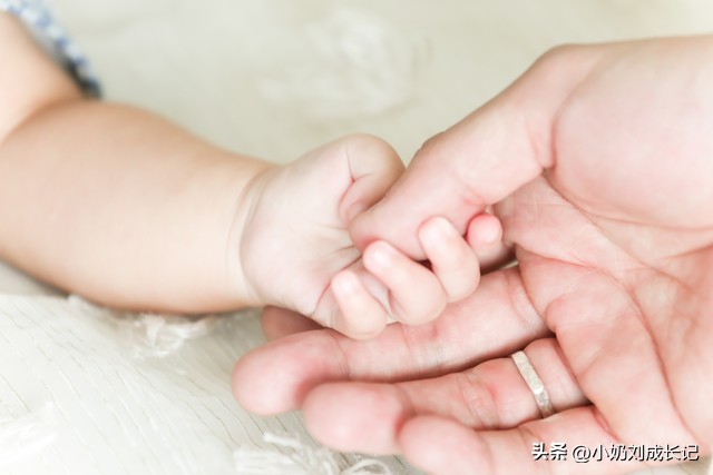 孩子摸人家屁股～如果你是孩子妈妈你会怎么做？