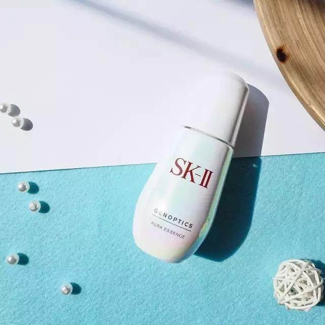 美白祛黄提亮肤色精华液测评,精华液补水美白提亮肤色用法