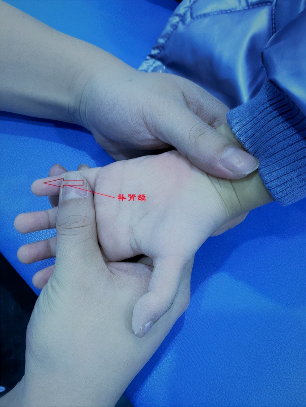 婴儿盗汗晚上睡不踏实小儿推拿,小儿盗汗推拿能治好吗