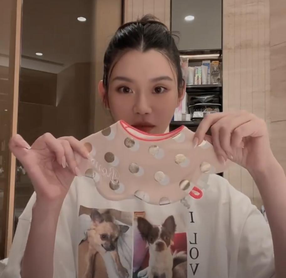 奚梦瑶炫富 (奚梦瑶晒名牌包)