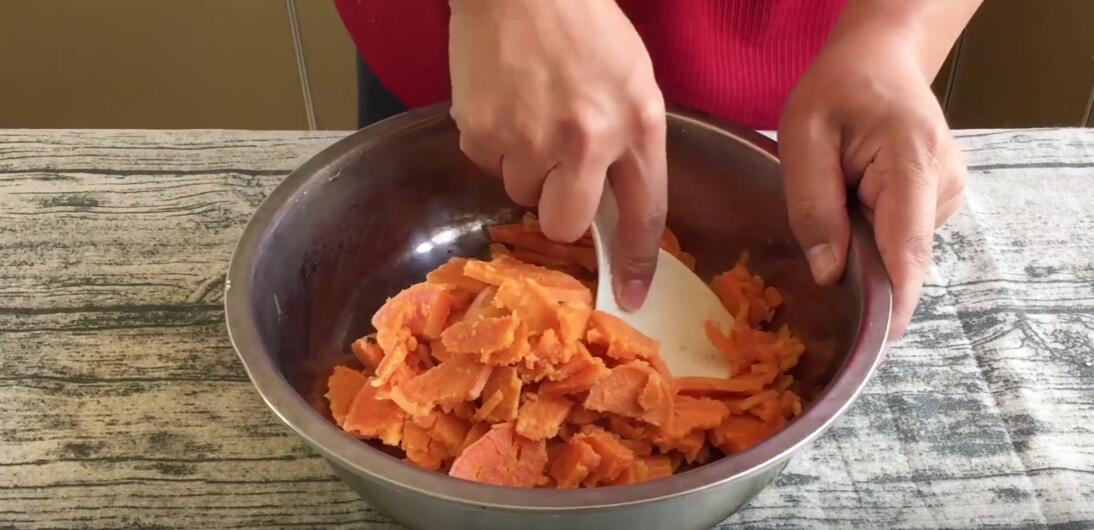 冬天手脚冰凉一定要多吃这个汤,手脚冰冷多吃这几道菜