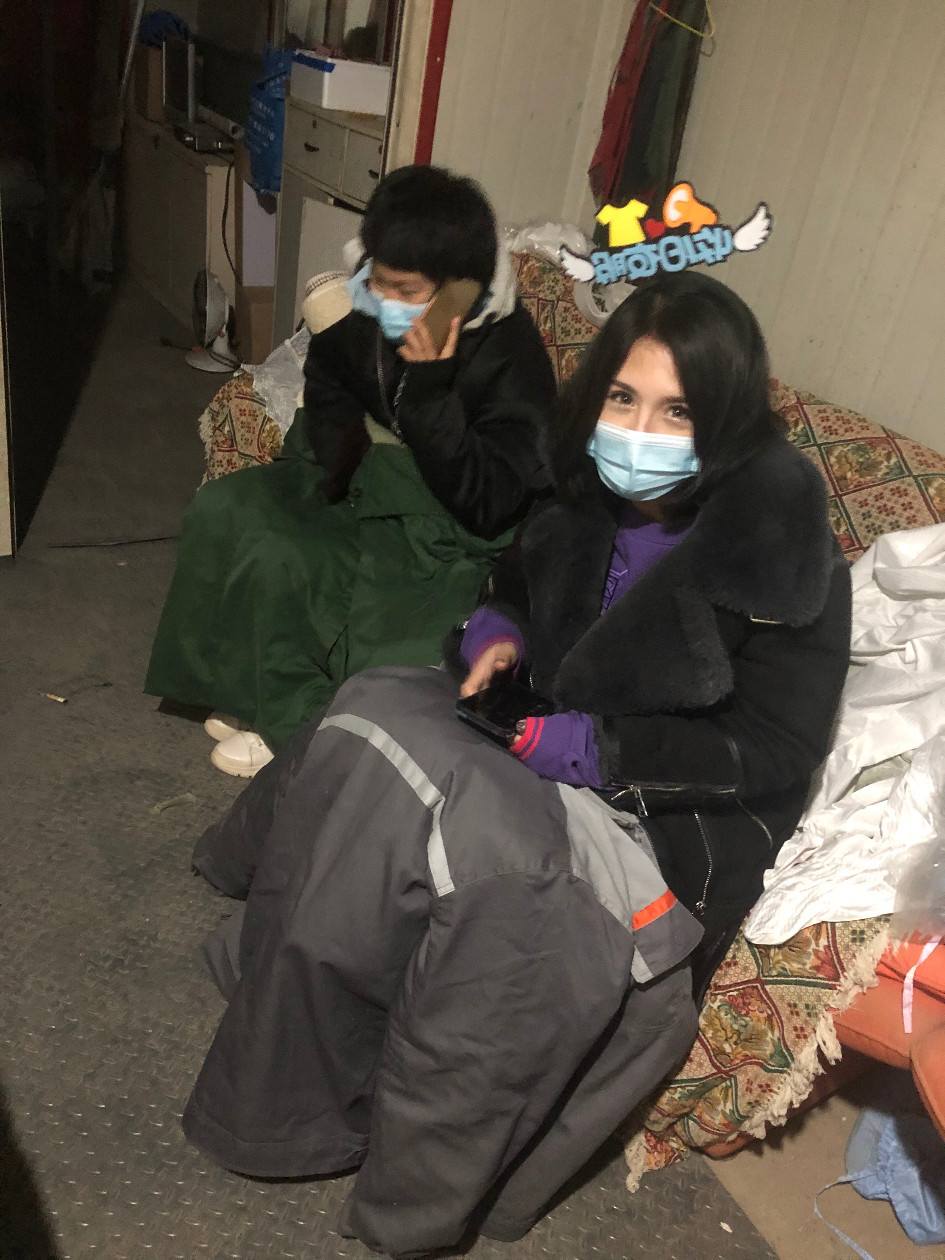 直播收破烂走红,90后姑娘直播收废品