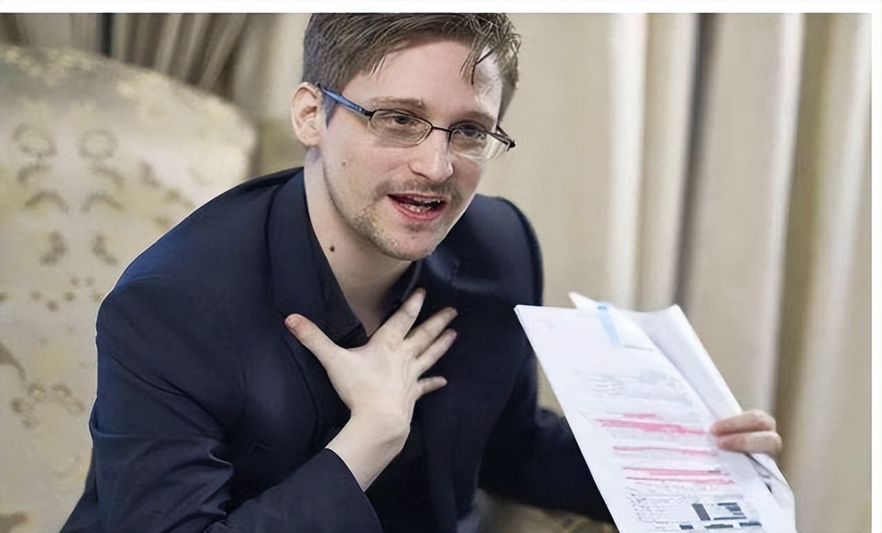 美国泄密者斯诺登现在在哪里,美国泄密者斯诺登现状视频