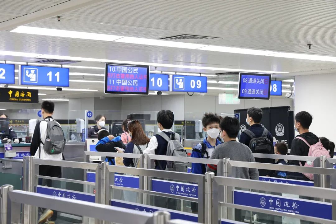 出入境有奖问答题目简单,出入境问题咨询电话