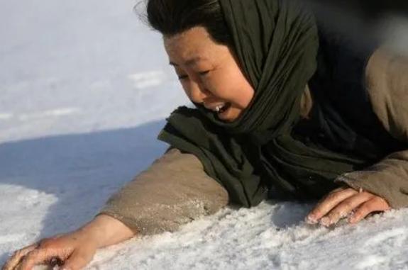 母亲专业户萨日娜,萨日娜和宋春丽谁厉害