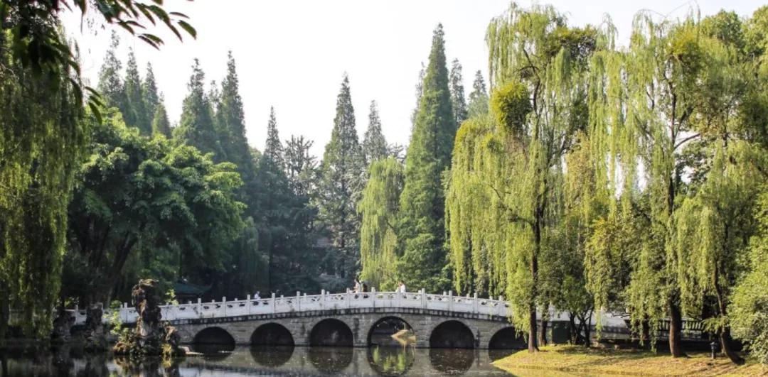 成都住哪里便宜又方便攻略,成都待半个月怎么住最划算