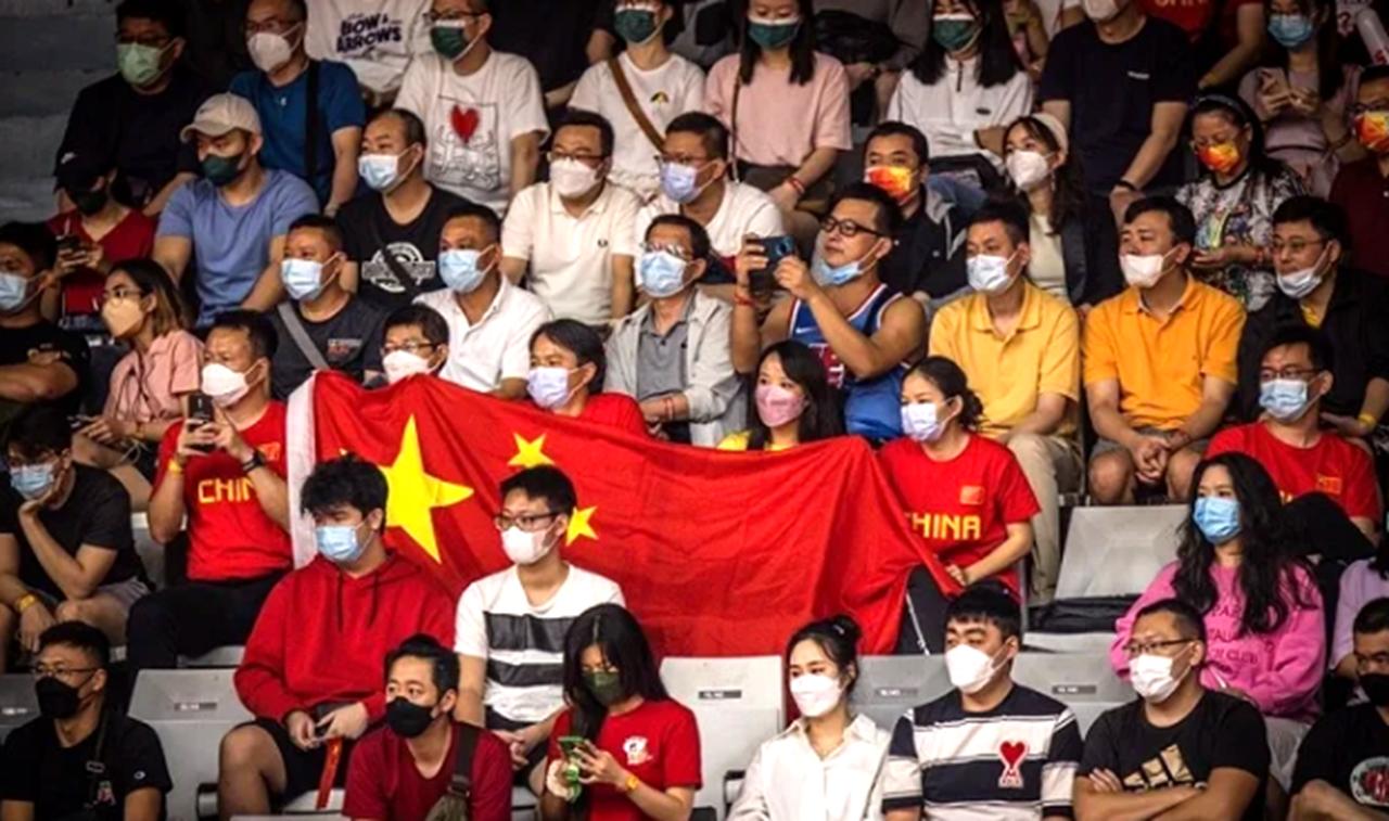 不要为狂胜而狂欢，50分的胜利来得太晚！男篮面临比赛残酷与鏖战