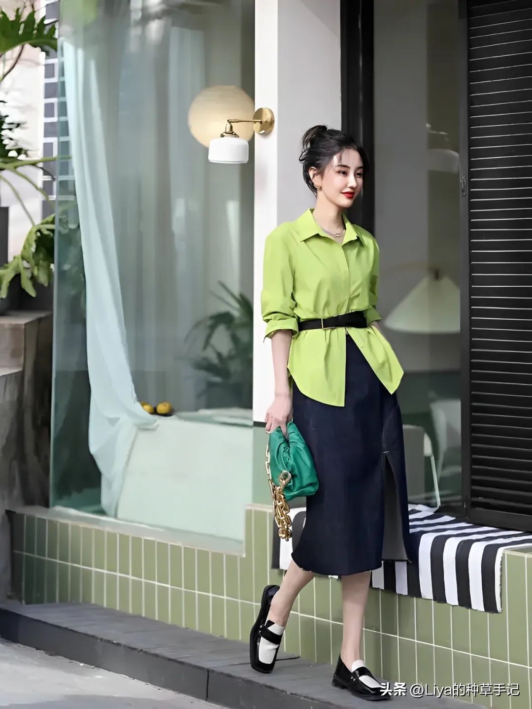 153cm的“衬衫狂魔”，一刷就被吸引住了