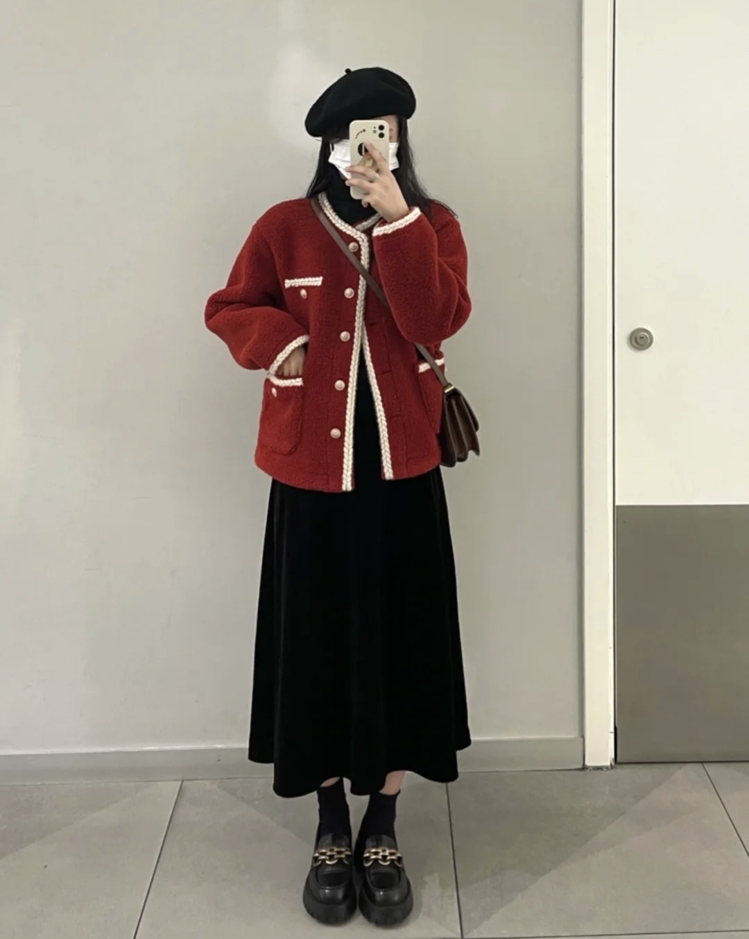 小香风半身裙怎么穿出高级感,小香风半身裙中长款搭配