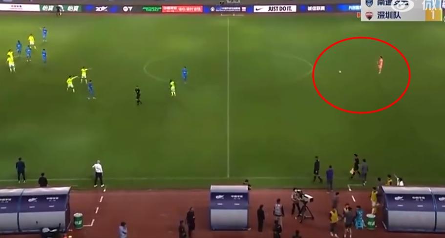 中超再现三大争议判罚,中超十大奇葩判罚