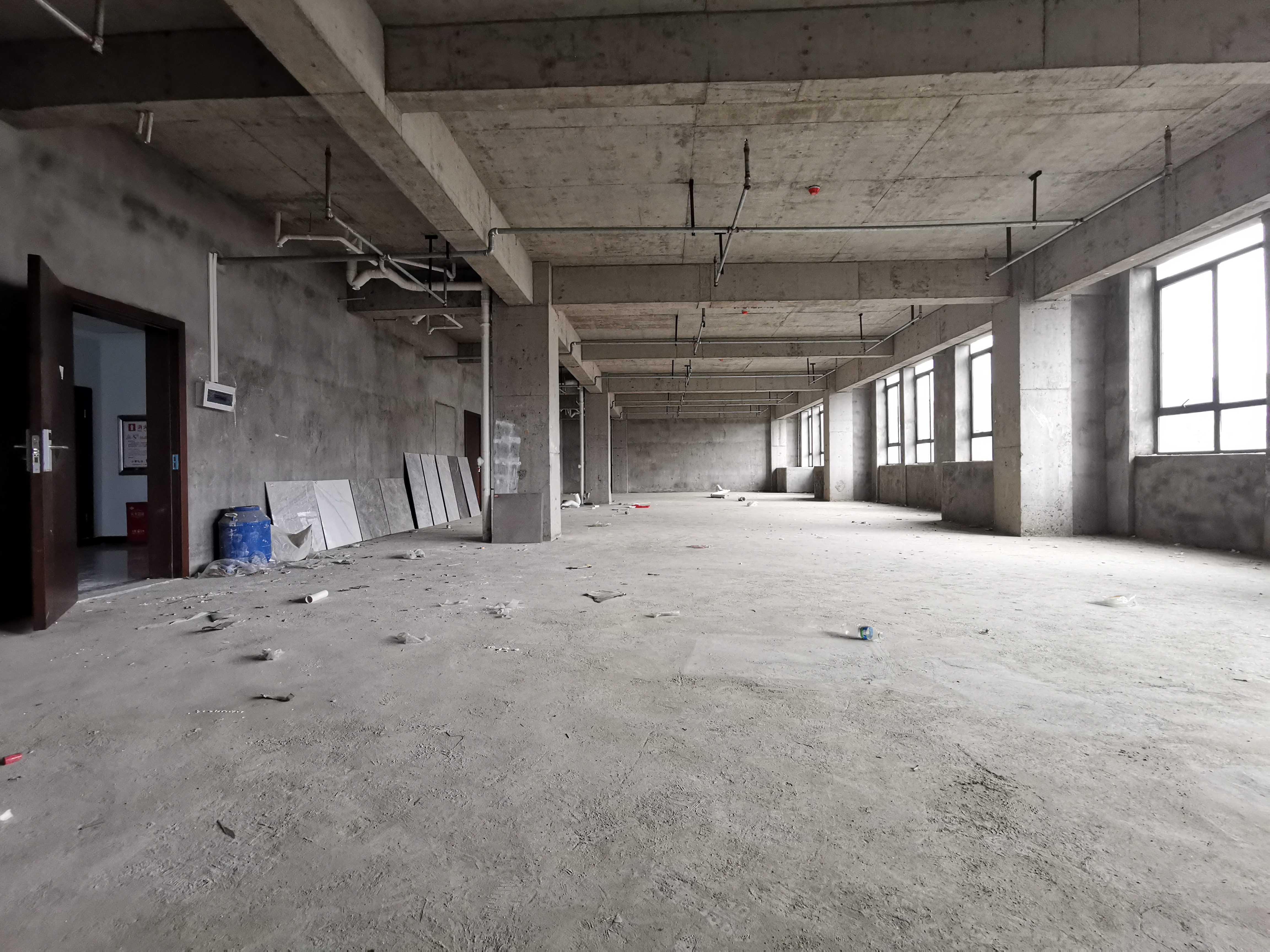 南昌滨江一号写字楼出租,南昌东湖200平写字楼出租