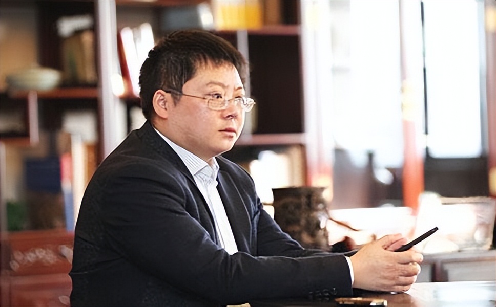 95后小伙疯狂骗730多万,21岁小伙敛财1300万