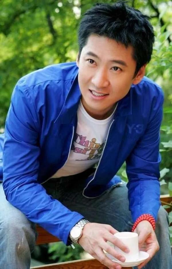 20位离婚至今没结婚的男星,至今未婚的十位大龄男星