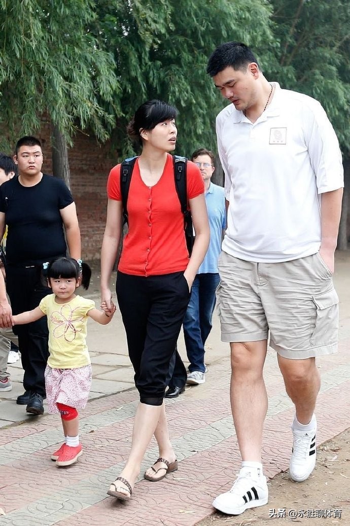 姚明13岁女儿身高近1米9,姚明10岁女儿身高真的有一米七吗