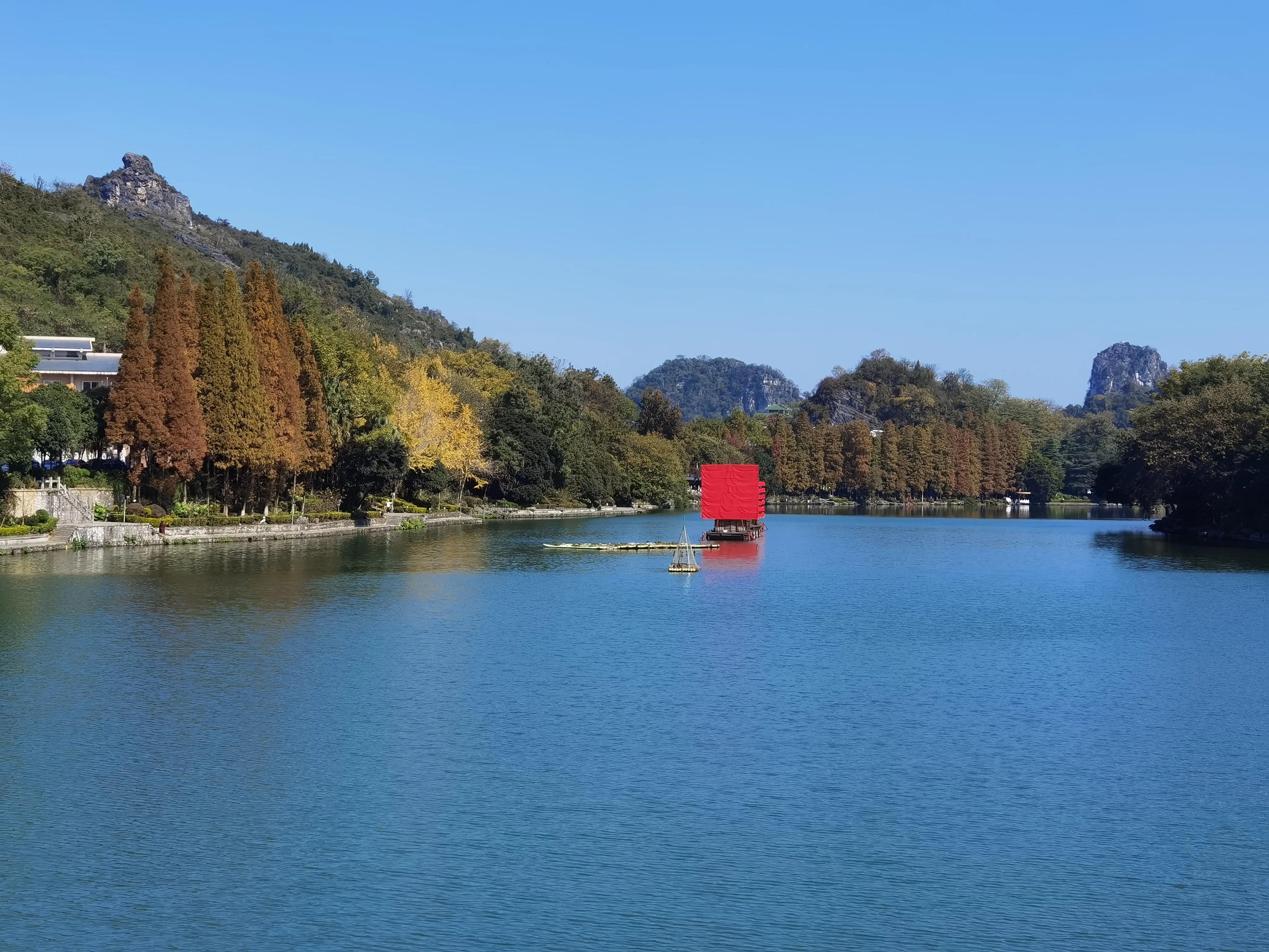 桂林的桂湖在哪里,桂林两江四湖之桂湖