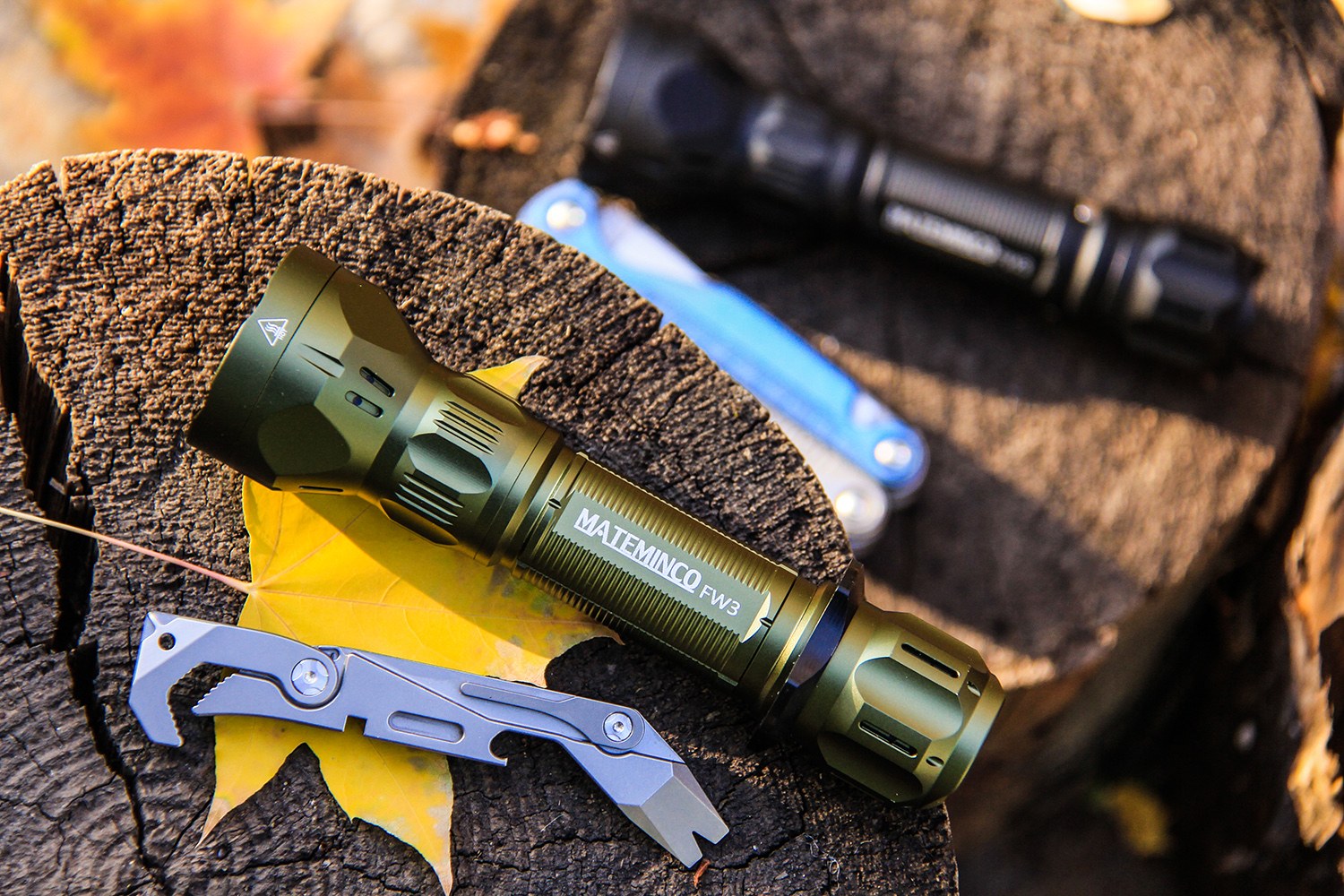 迈特明酷fw3白激光手电,迈特明酷虎头2号手电10000流明