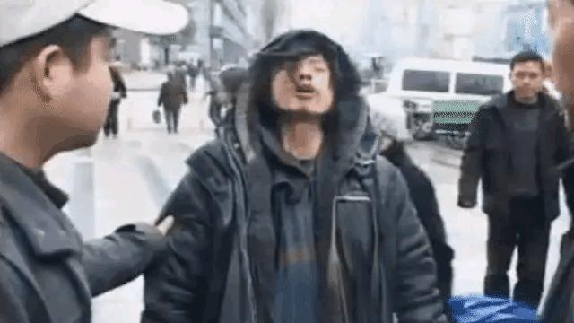 47岁犀利哥现状,当年风靡一时的犀利哥相片