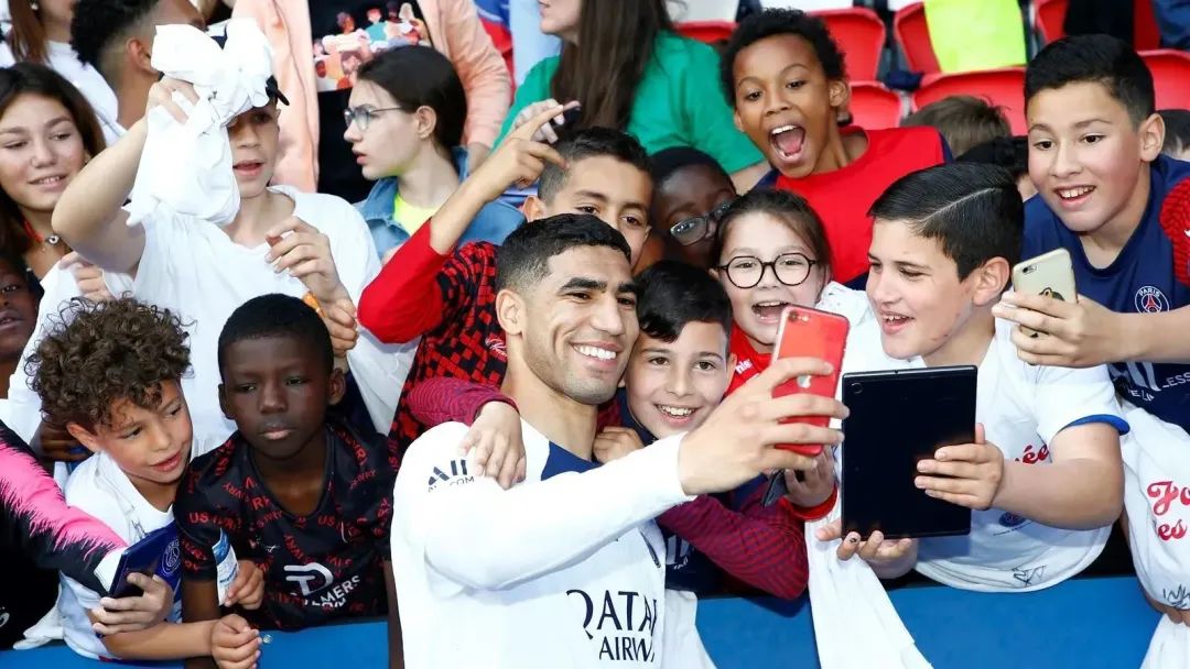 基金会关爱困境儿童活动,儿童基金会月捐