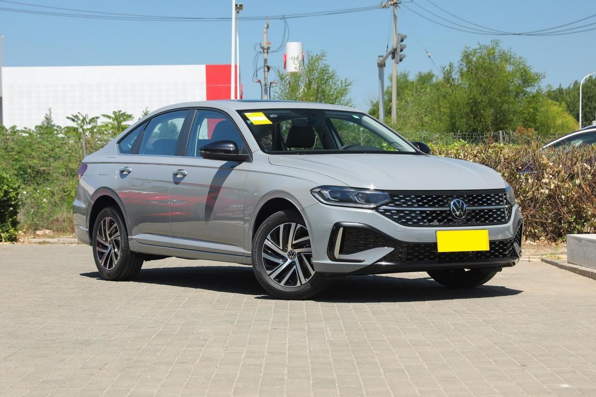 大众朗逸2023款plus1.4t舒适版,朗逸2023款1.5l自动舒适型价格