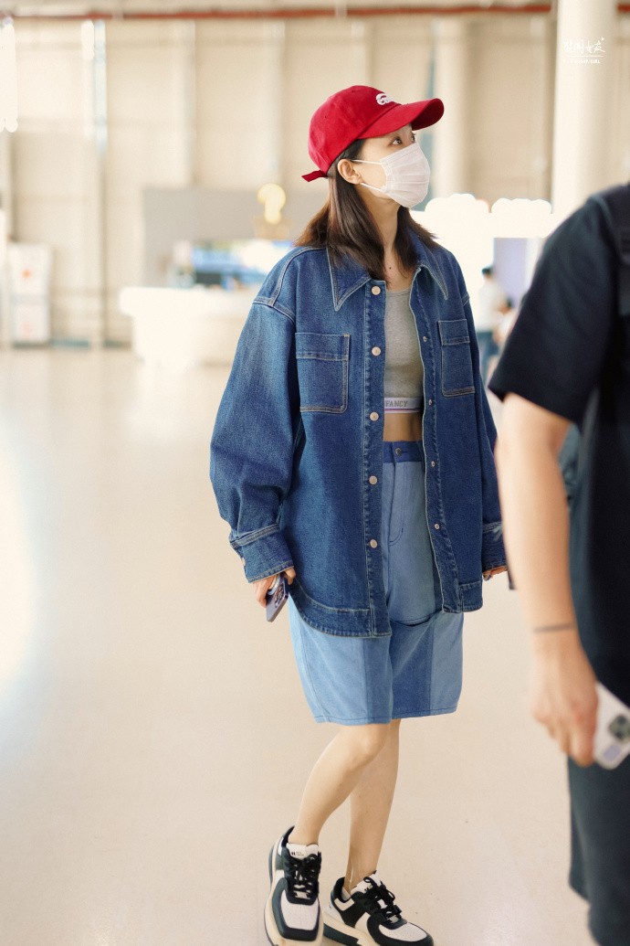 张小斐成名前后对比衣品,好事成双张小斐衣品