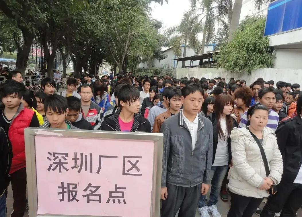 郑州富士康航空港区地址,郑州航空港区富士康简介