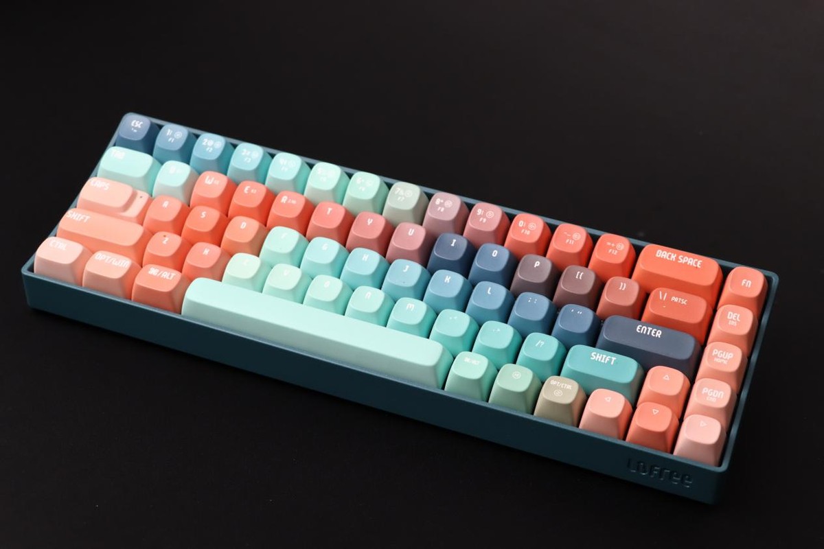 洛斐小翘蓝牙机械键盘开箱组装,洛斐小翘键盘简单上手