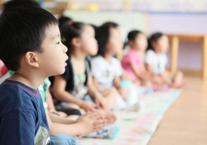 语言发育迟缓两岁半只会十个叠词,语言发育迟缓叠词训练