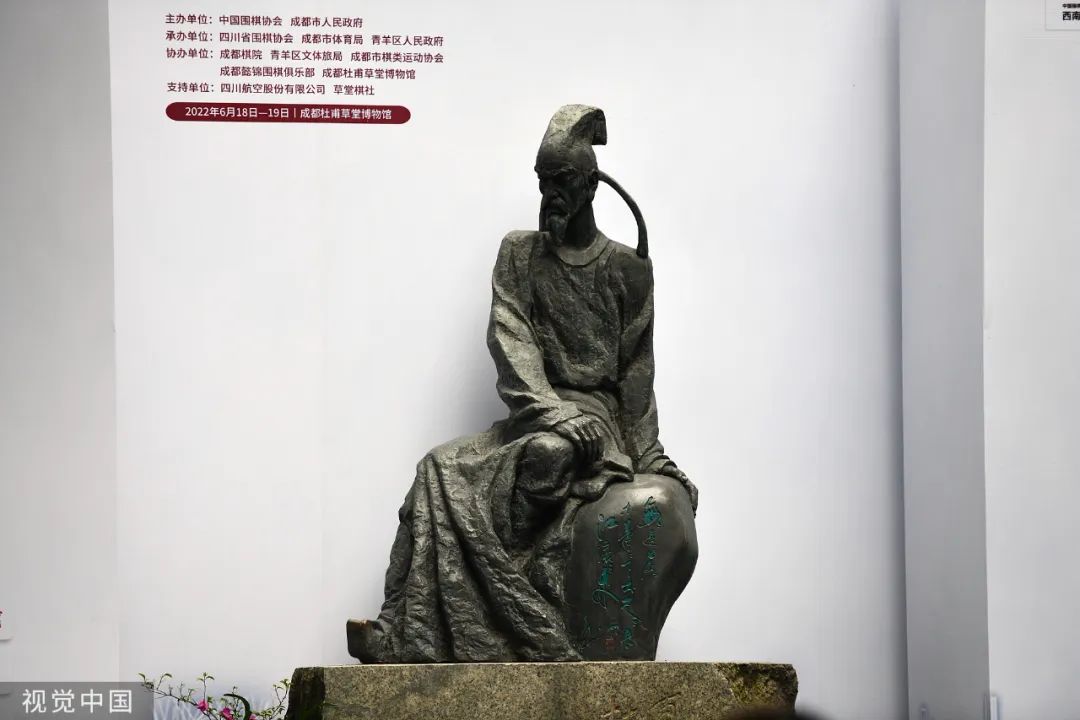 杜甫最有名的十首诗鉴赏,杜甫一生浓缩八首诗