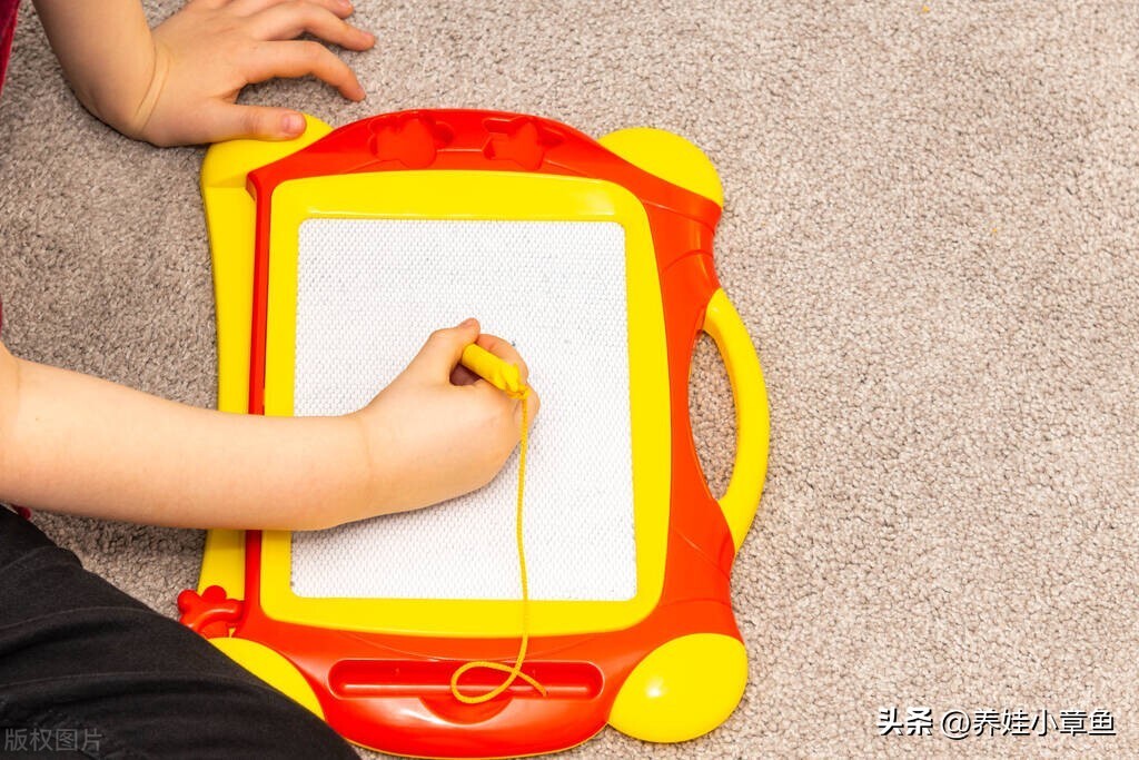 2岁宝宝益智玩具挖机,不知道给宝宝买什么书