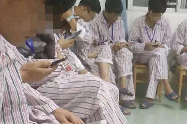 00后女孩“出*身卖**体”赚快钱，一次9000，最终深陷旋涡