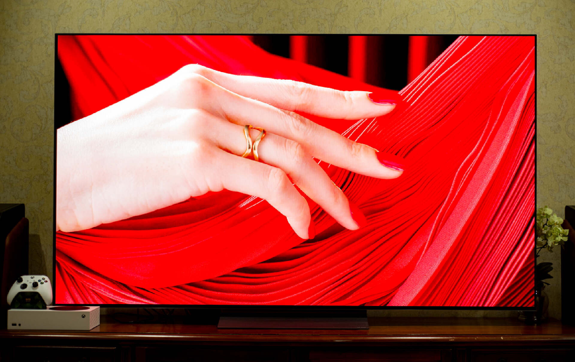 oled超高画质电视,画质天花板microled