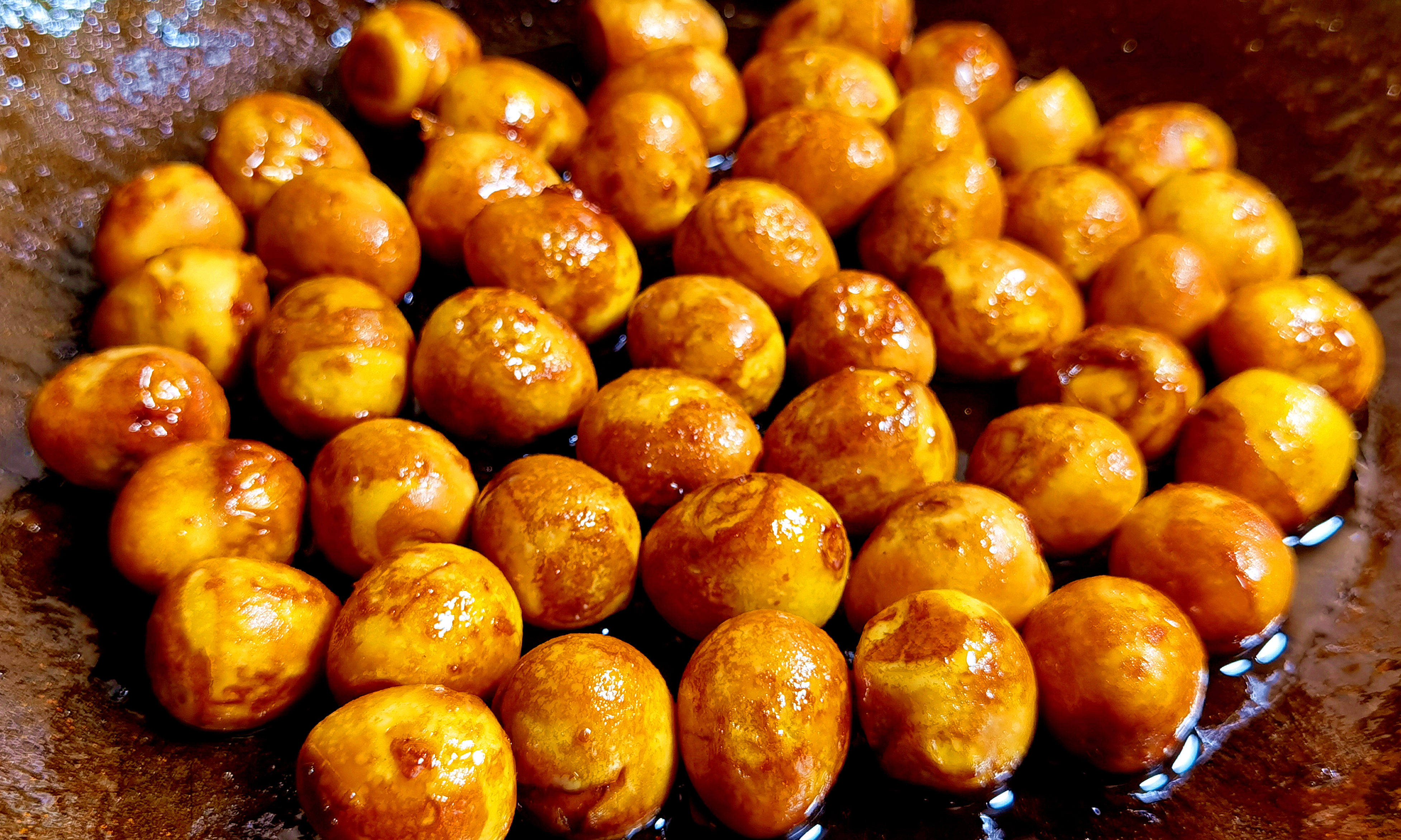 秋天，遇见鹌鹑蛋别手软，营养滋补，高钙高蛋白，老人孩子要多吃